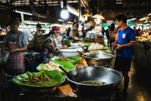 Read more about the article The Best Food Destinations in Thailand: From Street Food in Bangkok to Night Markets in Chiang Mai